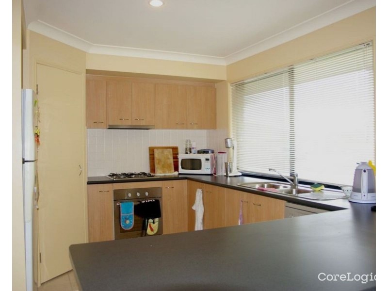 19 Yamba Street, Pacific Pines QLD 4211