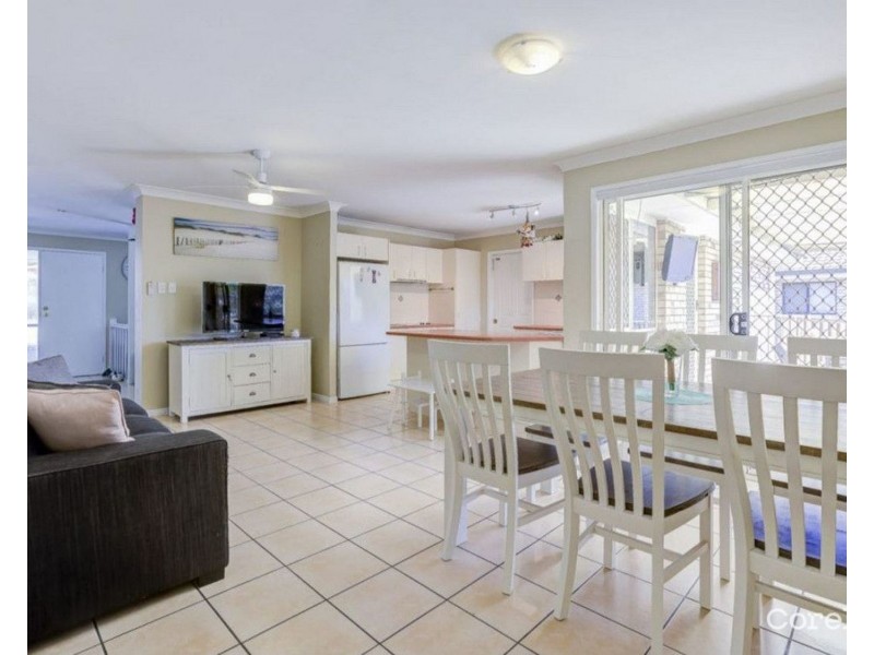 5 Duror Street, Pacific Pines QLD 4211
