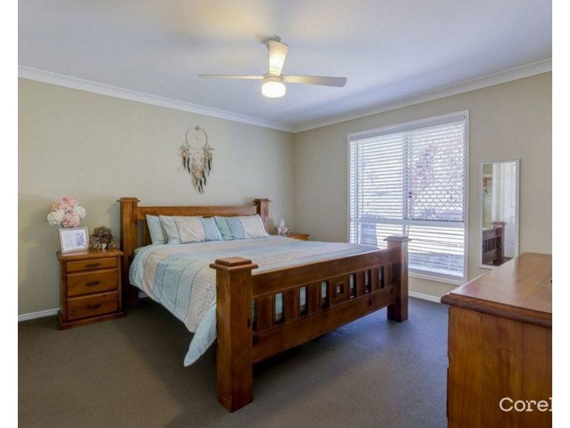 5 Duror Street, Pacific Pines QLD 4211