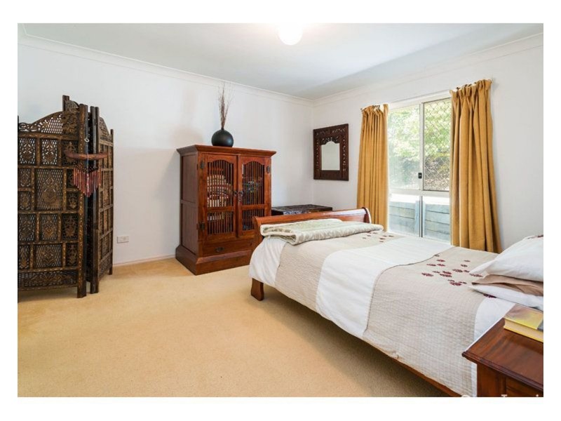 5 Duror Street, Pacific Pines QLD 4211