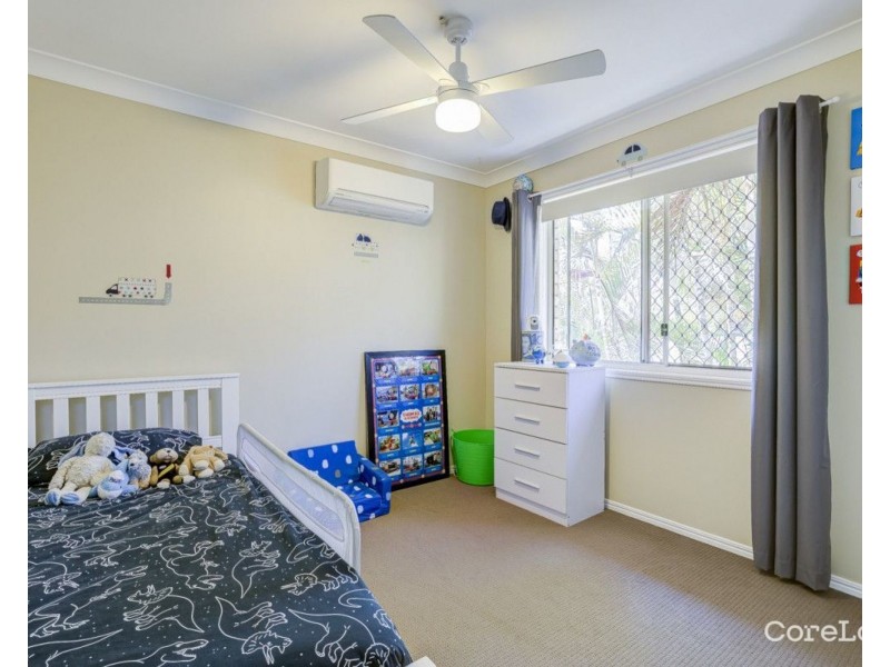 5 Duror Street, Pacific Pines QLD 4211