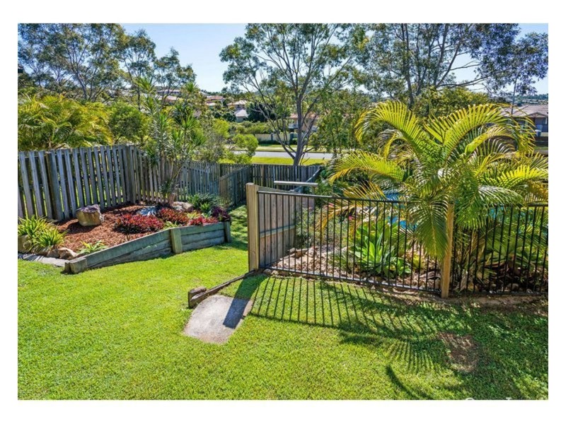 5 Duror Street, Pacific Pines QLD 4211