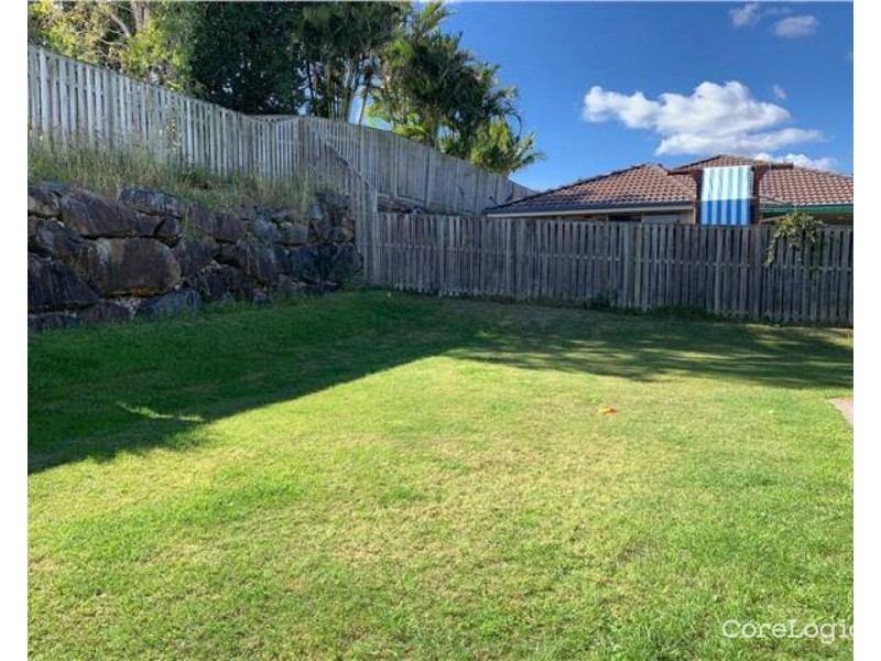 5 Hale Street, Pacific Pines QLD 4211