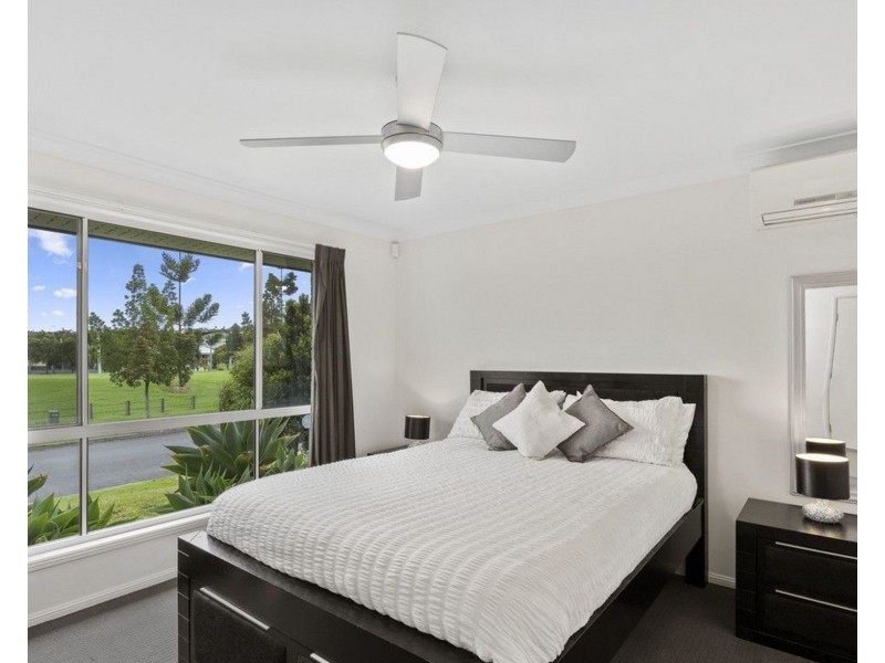 20 Bellinger Key, Pacific Pines QLD 4211