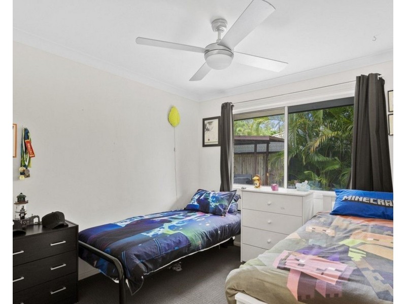 20 Bellinger Key, Pacific Pines QLD 4211