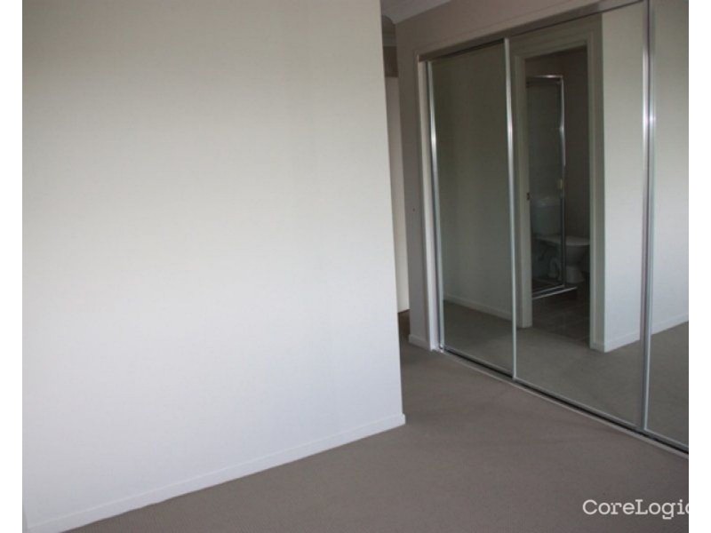 20 Hadrian Crescent, Pacific Pines QLD 4211