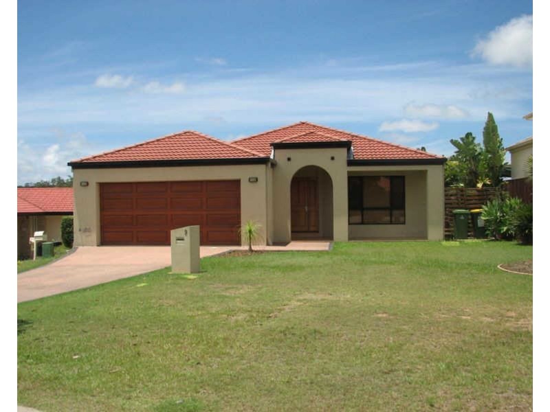 9 Elimbah street, Pacific Pines QLD 4211