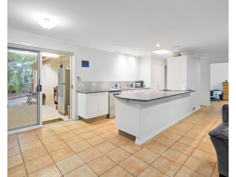 26 Alrex St, Everton Hills QLD 4053