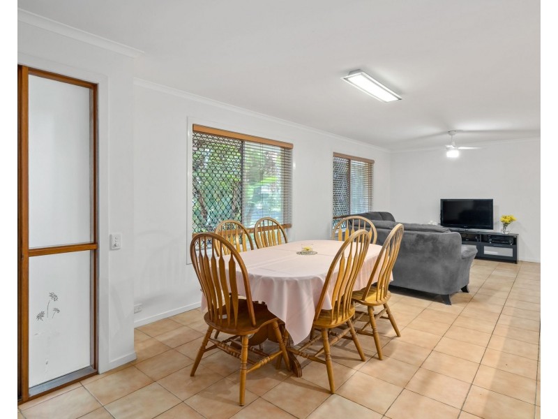 26 Alrex St, Everton Hills QLD 4053