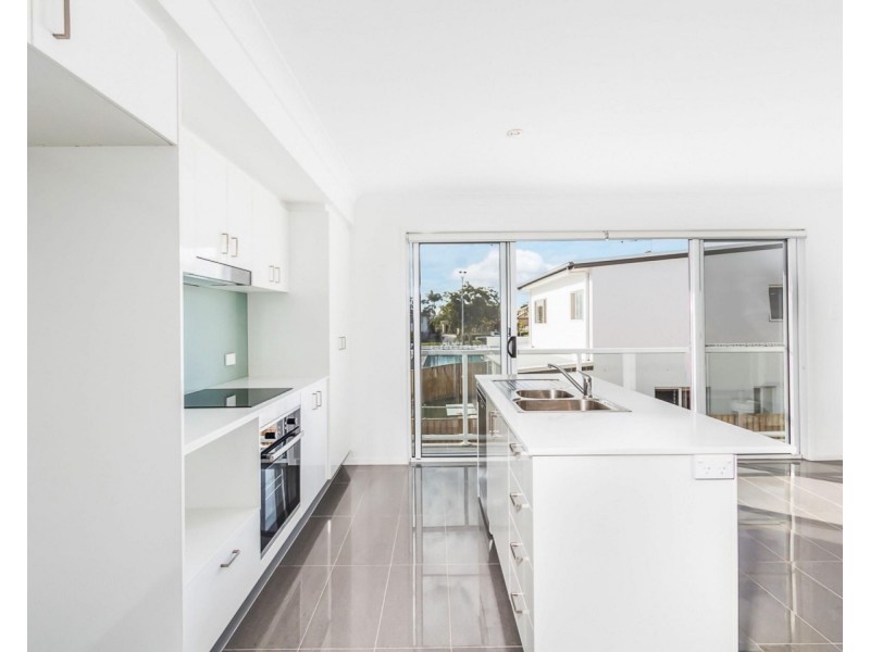 19/400 Tingal Road, Wynnum QLD 4178