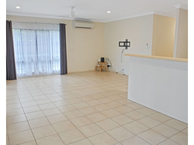 18 Cable Close, Kewarra Beach QLD 4879