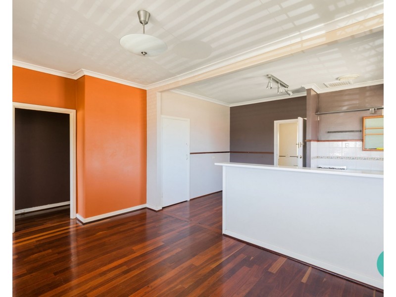 12 Hansen Street, Coolbellup WA 6163