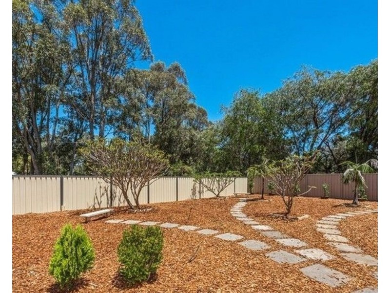24 Cassilis Court, Greenfields WA 6210