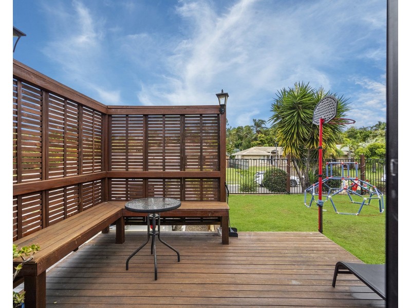 52 Hillenvale Avenue, Arana Hills QLD 4054