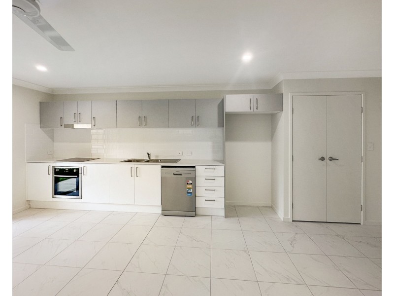 7B McClune Street, Logan Reserve QLD 4133