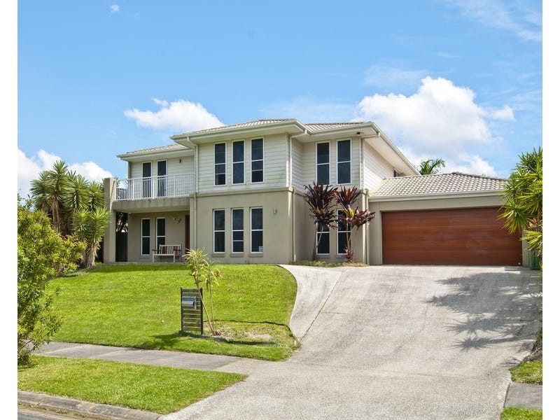 20 Hawkesbury Avenue, Pacific Pines QLD 4211
