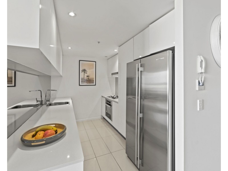 206/43 Harbour Town Drive, Biggera Waters QLD 4216