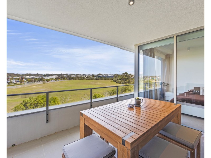 206/43 Harbour Town Drive, Biggera Waters QLD 4216