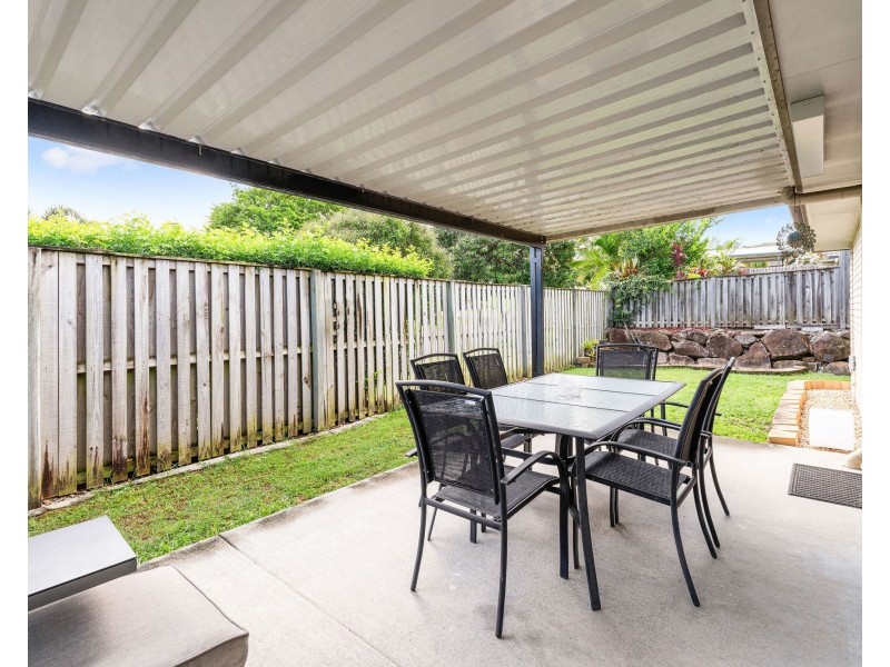 3 Lennox Street, Pacific Pines QLD 4211