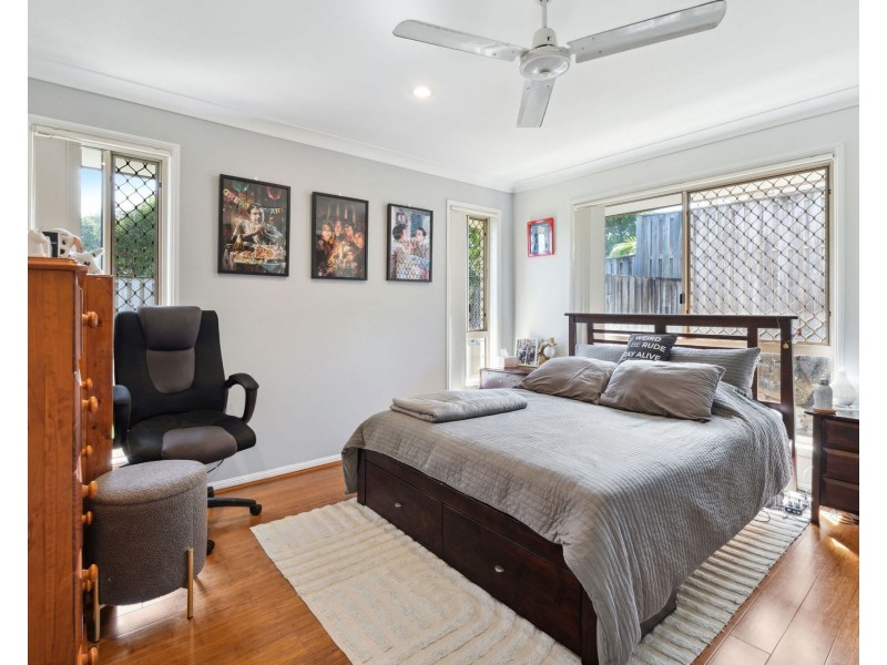 3 Lennox Street, Pacific Pines QLD 4211