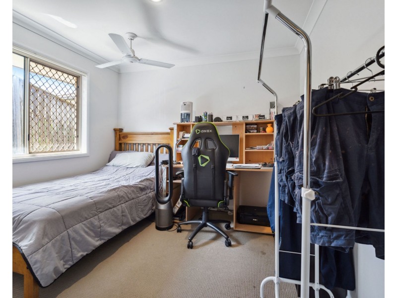 3 Lennox Street, Pacific Pines QLD 4211