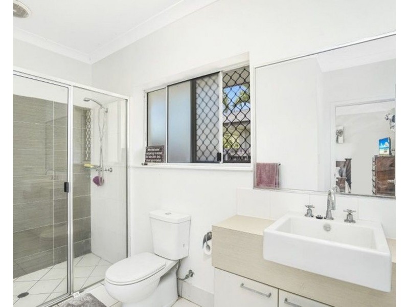 47 Phoenix Street, White Rock QLD 4868