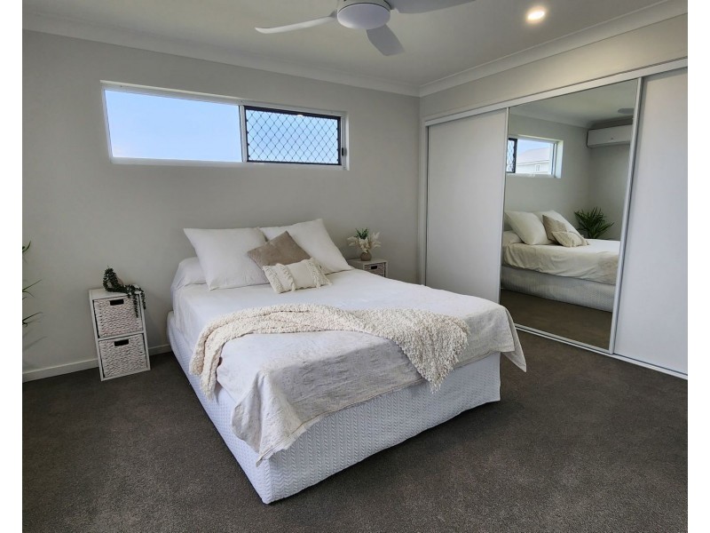 11 Fraser Avenue, Innes Park QLD 4670