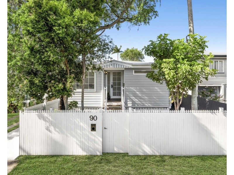 90 Dawson Road, Upper Mount Gravatt QLD 4122