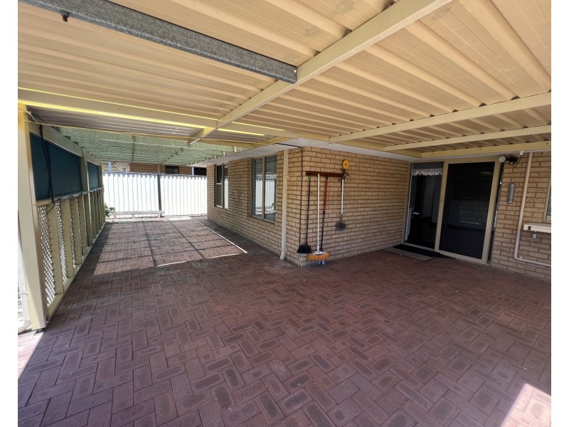 15 Norwich Close, Greenfields WA 6210