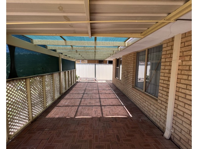15 Norwich Close, Greenfields WA 6210