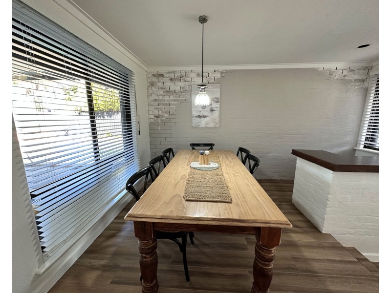 6 Dellwood Lane, Ballajura WA 6066