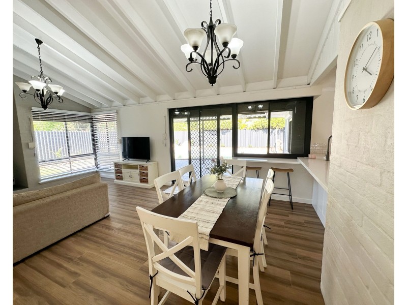 6 Dellwood Lane, Ballajura WA 6066