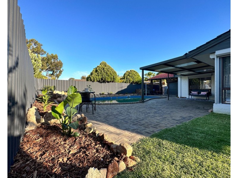 6 Dellwood Lane, Ballajura WA 6066