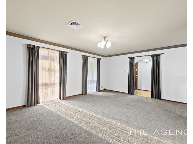 92 Schruth Street North, Kelmscott WA 6111