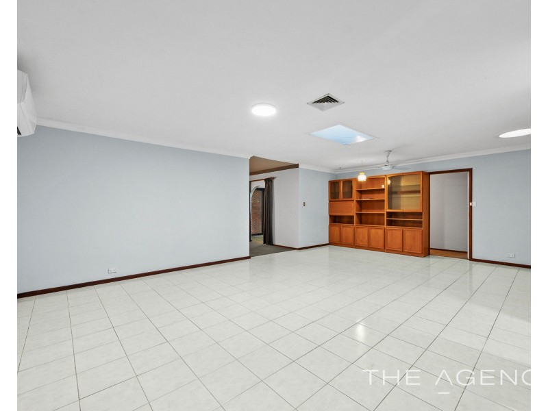 92 Schruth Street North, Kelmscott WA 6111