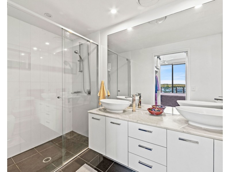 1405/5 Harbour Side court, Biggera Waters QLD 4216