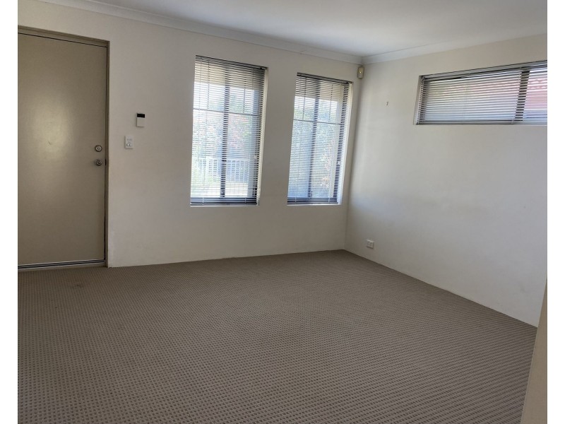 15 Boldwood Road, Banksia Grove WA 6031