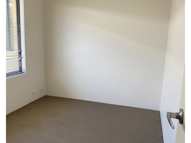 15 Boldwood Road, Banksia Grove WA 6031