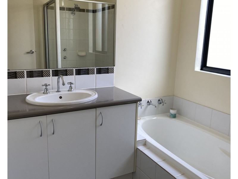 15 Boldwood Road, Banksia Grove WA 6031