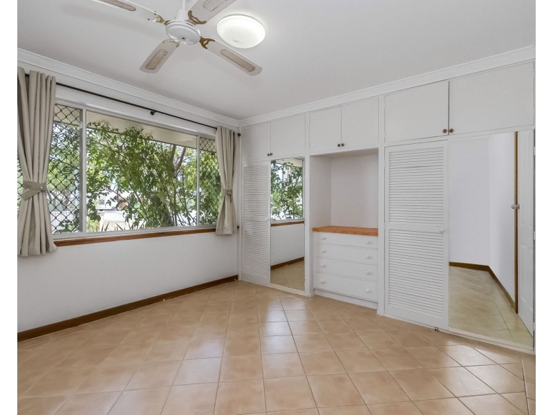 16 Radford Place, Safety Bay WA 6169