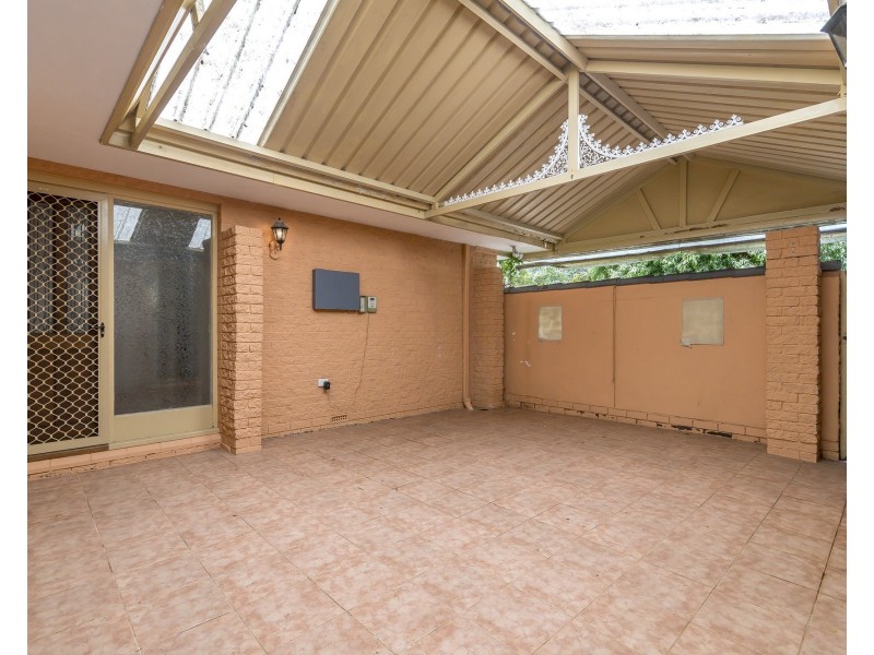 16 Radford Place, Safety Bay WA 6169