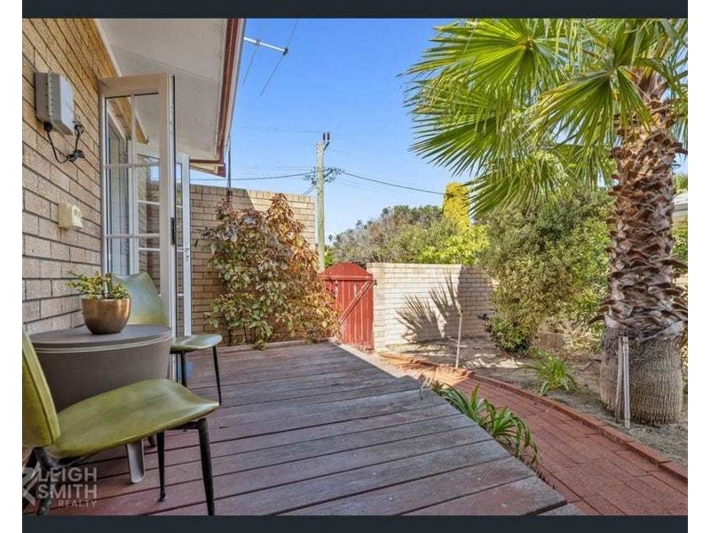 8 Collier Street, Silver Sands WA 6210