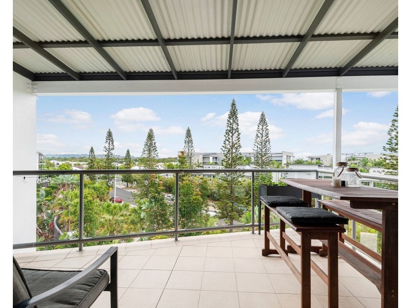 64/10 Grand Parade, Parrearra QLD 4575