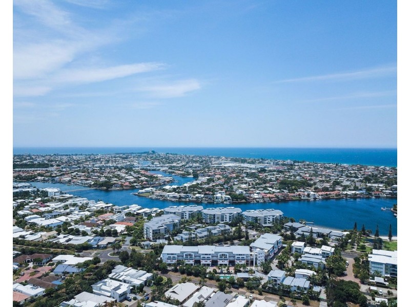 64/10 Grand Parade, Parrearra QLD 4575