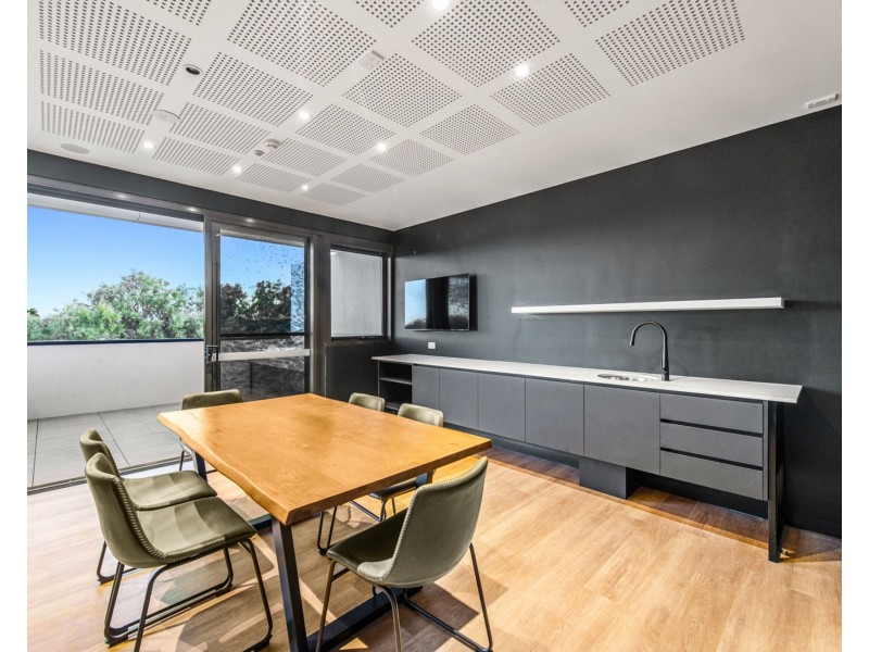 11 554-558 Canning Highway, Attadale WA 6156