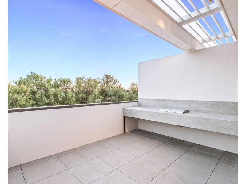 11 554-558 Canning Highway, Attadale WA 6156