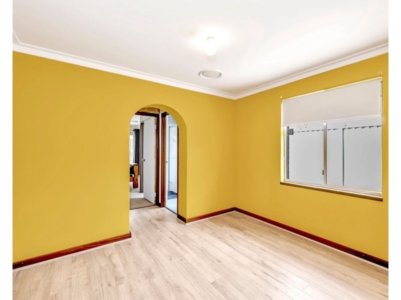 14 Kingsbridge Road, Warnbro WA 6169