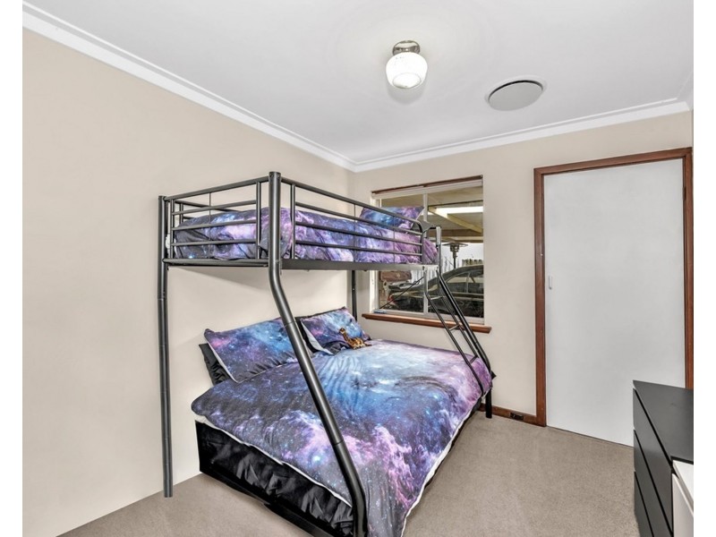 14 Kingsbridge Road, Warnbro WA 6169