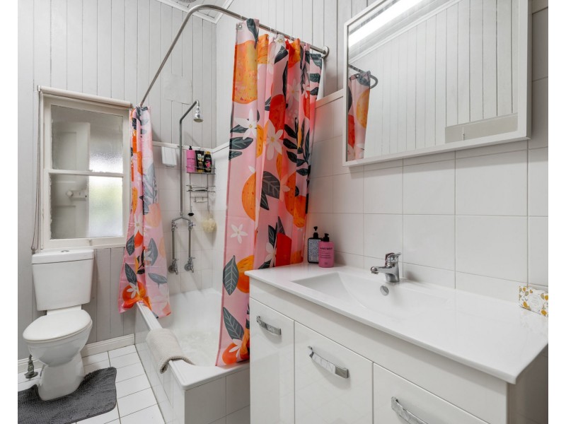 9 Bennison Street, Ascot QLD 4007