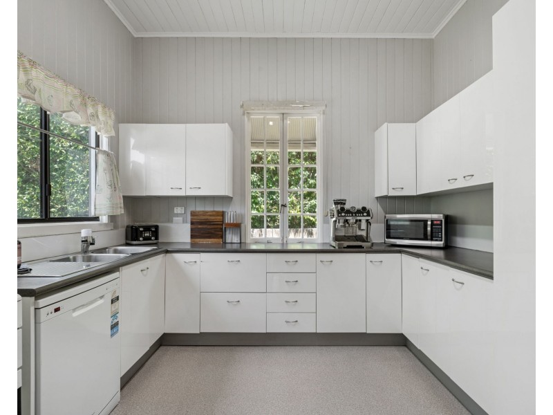 9 Bennison Street, Ascot QLD 4007